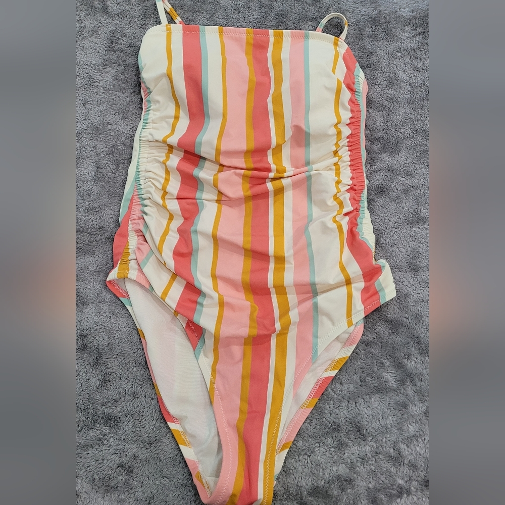 Kona Sol. Womens Striped Square Neck One Piece Swimsuit. Size Large (12-14)